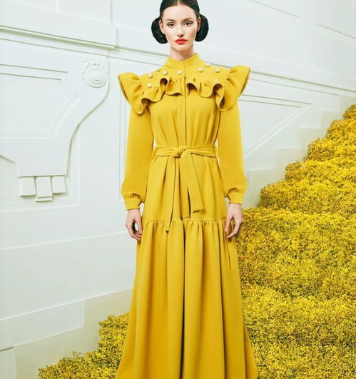 服裝工藝趨勢 褶皺 荷葉邊等服裝設(shè)計(jì)技法匯總